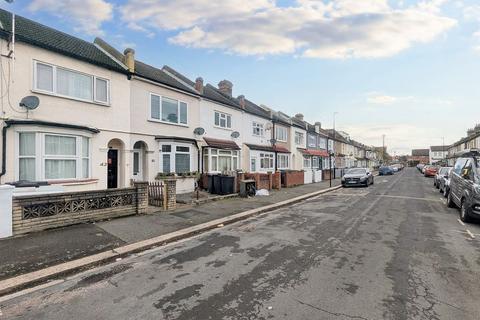 3 bedroom terraced house for sale, Donald Road, Croydon CR0