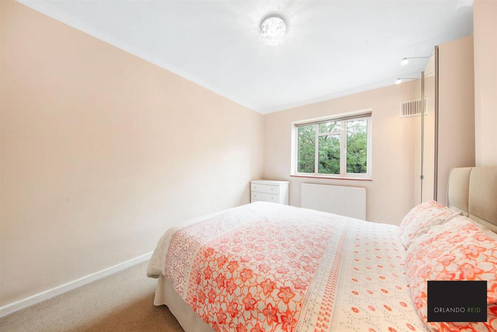 Flat 6, Chelsham House - o2 Wb Rcr3 HCO4 IWMih Kw1.jpg