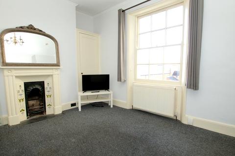 3 bedroom apartment to rent, Montpellier Villas, Cheltenham