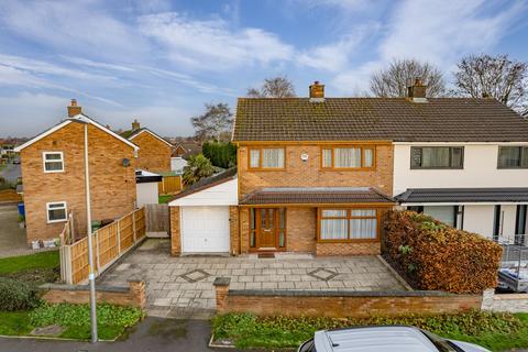 3 bedroom detached house for sale, Chestnut Drive South, Leigh WN7