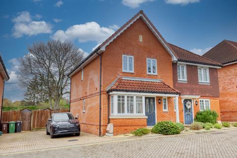 3 bedroom semi-detached house for sale, Mendip Mews, Oakley