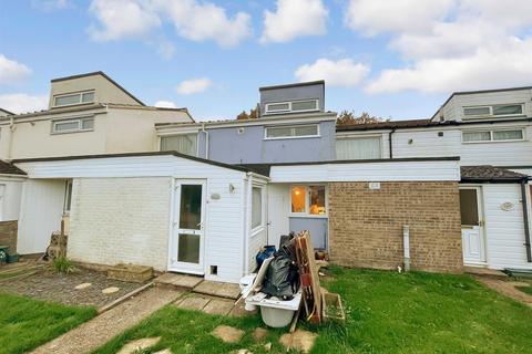 3 bedroom terraced house for sale, Parkway, Apse Heath, Sandown, Isle of Wight