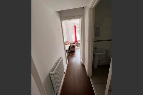 1 bedroom flat to rent, Miskin Street, Flat 1, Cathays, Cardiff