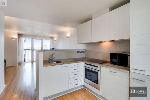 1 bedroom apartment for sale, Seacon Tower, London, E14