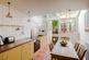 236887 - 31 Manor Road-14.jpg