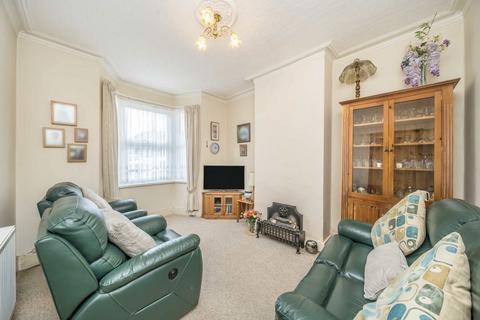 3 bedroom end of terrace house for sale, Chapel Road, Hounslow TW3