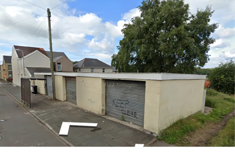 Garage to rent, Brynhyfryd Road, Briton Ferry SA11