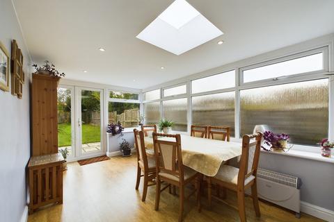 5 bedroom detached house for sale, Beaconsfield Gardens, Broadstairs, CT10