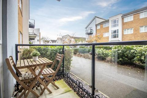 2 bedroom flat for sale, Artillery Avenue, Shoeburyness SS3