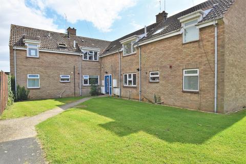 2 bedroom flat to rent, Empingham Road, Stamford, PE9