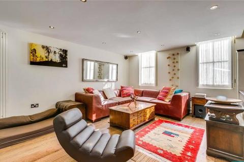 2 bedroom terraced house for sale, Malvern Mews, London