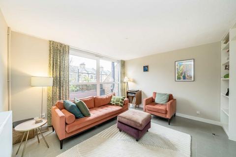 3 bedroom flat for sale, Fairbridge Road, London N19