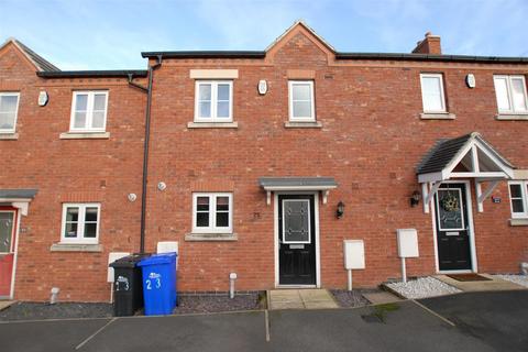 3 bedroom townhouse to rent, Laurel Grove, Uttoxeter ST14