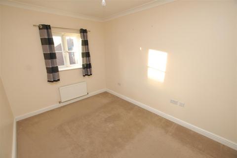 3 bedroom townhouse to rent, Laurel Grove, Uttoxeter ST14