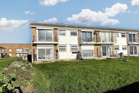 1 bedroom flat for sale, Marine Court, The Esplanade, Telscombe Cliffs, BN10 7HT