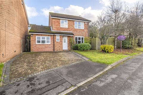 3 bedroom detached house for sale, Valley Park Drive, Clanfield, Waterlooville, Hampshire, PO8