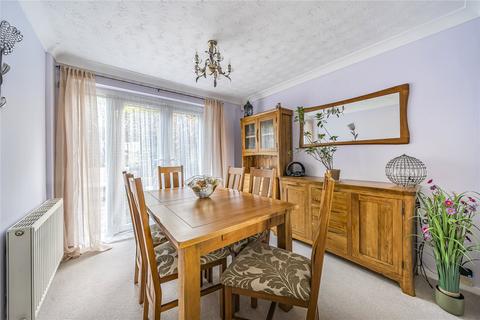 3 bedroom detached house for sale, Valley Park Drive, Clanfield, Waterlooville, Hampshire, PO8