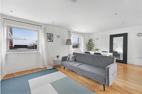 2 bedroom flat for sale, Highbury Grove, N5