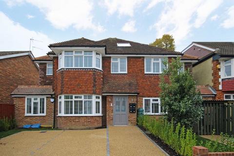 1 bedroom flat to rent, Egerton Road, Twickenham TW2