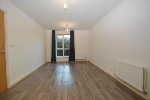 2 bedroom apartment to rent, ADDLESTONE / CHERTSEY BORDERS