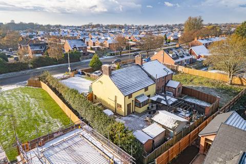 3 bedroom semi-detached house for sale, Lunts Heath Road, Widnes WA8