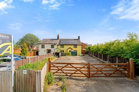 Lunts Heath Road, Widnes WA8
