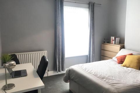 3 bedroom private hall to rent, Maple Street, Middlesbrough, TS1 3DS