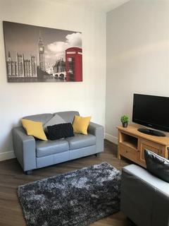 3 bedroom private hall to rent, Maple Street, Middlesbrough, TS1 3DS