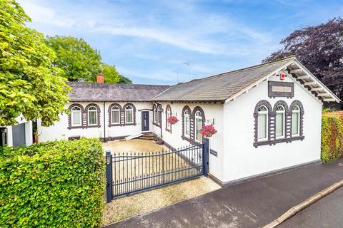 3 bedroom semi-detached house for sale, Langley Road, Claverdon