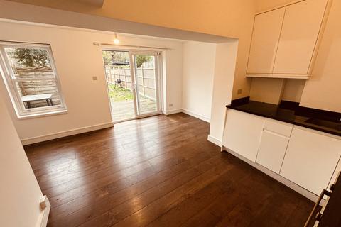 1 bedroom flat to rent, Mulkern Road, London N19