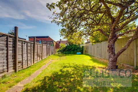 3 bedroom end of terrace house for sale, Stanley Avenue, Greenford, UB6