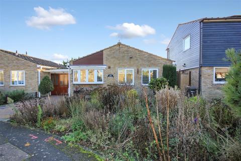 2 bedroom detached bungalow for sale, Firdale Avenue, Rushden NN10