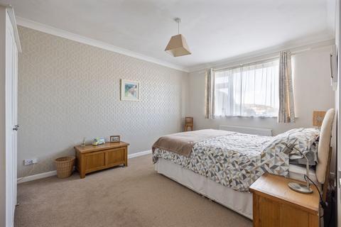 10 Bishops Close, Torquay, TQ1 2PL