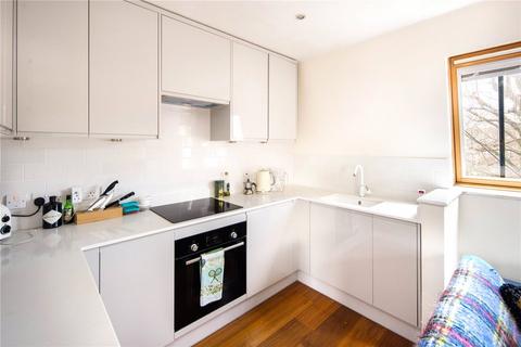 1 bedroom flat to rent, College Terrace, Bow, London, E3