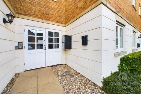 2 bedroom flat for sale, Redgrave Court, Wellingborough NN8