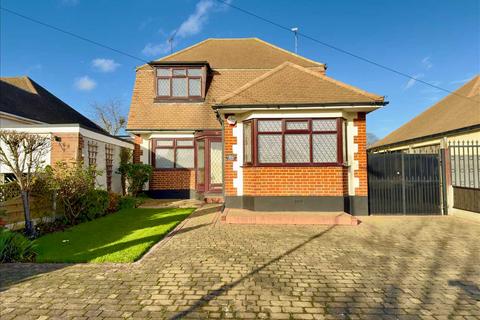 3 bedroom detached house for sale, Leigh on Sea SS9