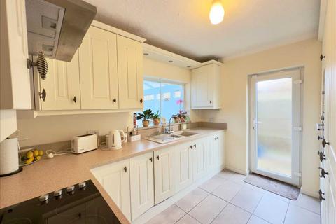 3 bedroom detached house for sale, Leigh on Sea SS9