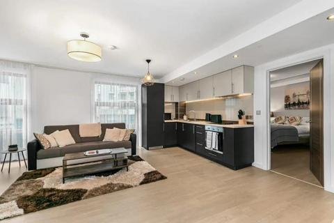 1 bedroom flat for sale, Woking,  Surrey,  GU22