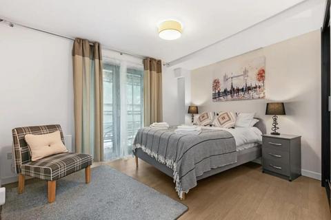 1 bedroom flat for sale, Woking,  Surrey,  GU22