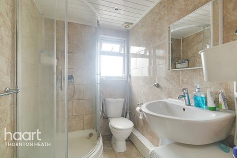 34 Maplethorpe Road, Thornton Heath, CR7 7LY