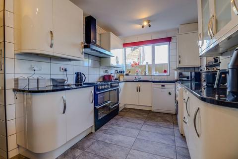 3 bedroom detached bungalow for sale, Jacqueline Road, Markfield