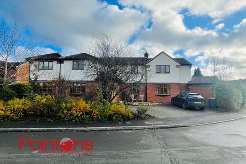 5 bedroom detached house for sale, Falcon Close, Whitestone