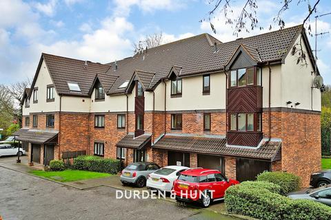 1 bedroom apartment for sale, Theydon Gate, Station Approach, Theydon Bois, Epping, CM16