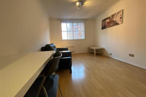 1 bedroom apartment to rent, Lancaster Houseity, City Centre