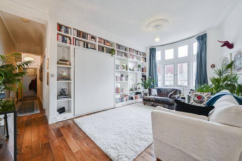 1 bedroom flat for sale, Shaftesbury Avenue, Covent Garden, London, WC2H