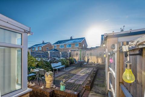 3 bedroom semi-detached house for sale, Morley, Leeds LS27