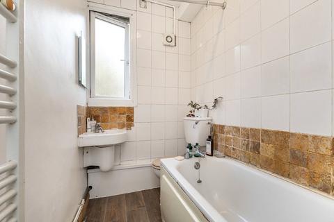 21 Overdown Road, London, SE6 3ER