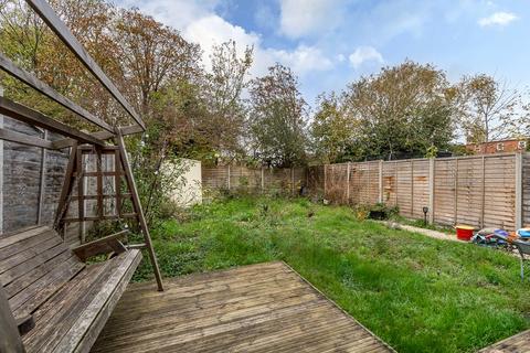 21 Overdown Road, London, SE6 3ER