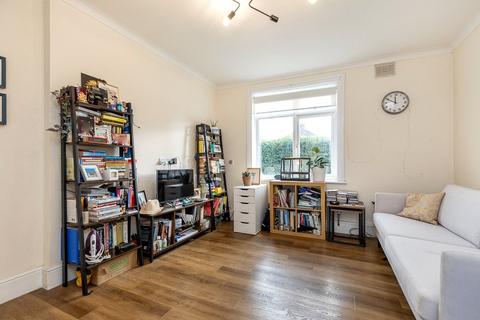 21 Overdown Road, London, SE6 3ER