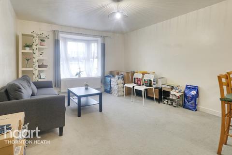 2 bedroom flat for sale, Fiveacre Close, Thornton Heath